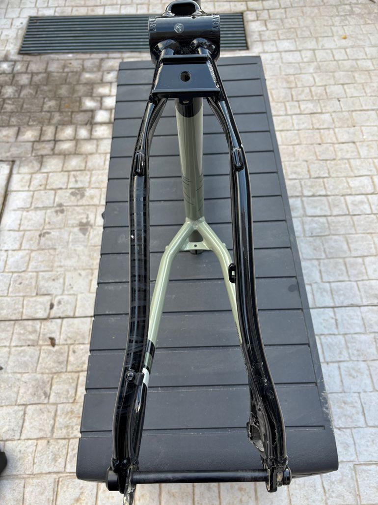 Used DECATHLON Riverside Touring 920 Frameset 2023 Road & Gravel, Black — image 13 of 16