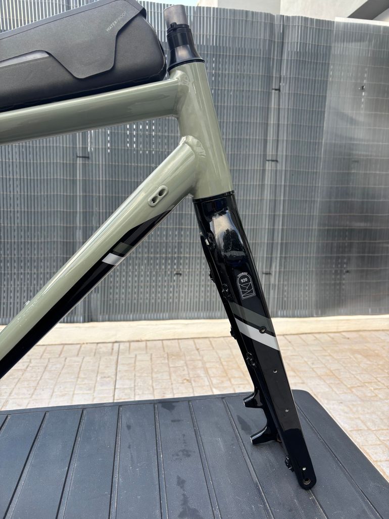 Used DECATHLON Riverside Touring 920 Frameset 2023 Road & Gravel, Black — image 4 of 16