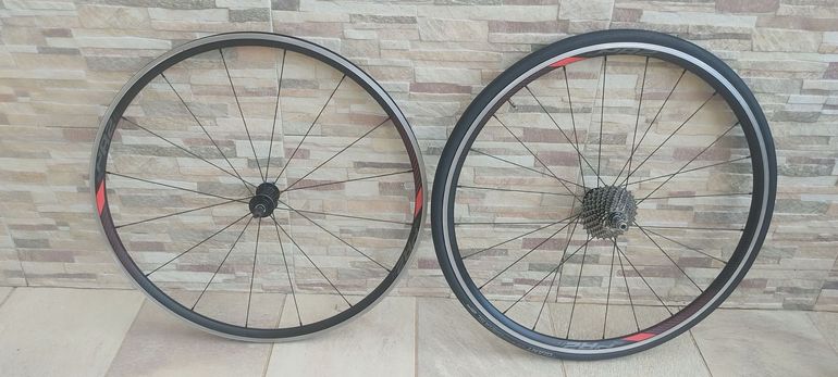 Used Giant TCR Advanced 2 2017 Road & Gravel, Black — image 14 of 14