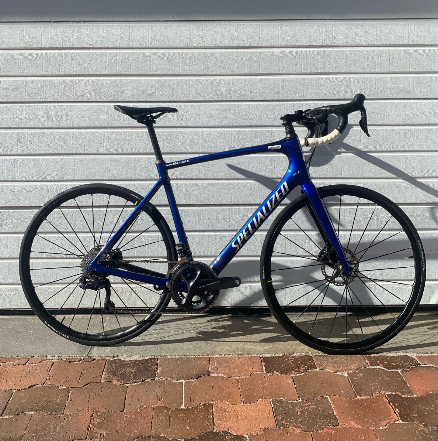 Specialized Roubaix Comp Ultegra Di2 used in 58 cm buycycle