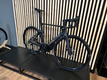 Brugt Orbea ORCA AERO M30iLTD 2024 2024 Road & Gravel — billede 2 af 4