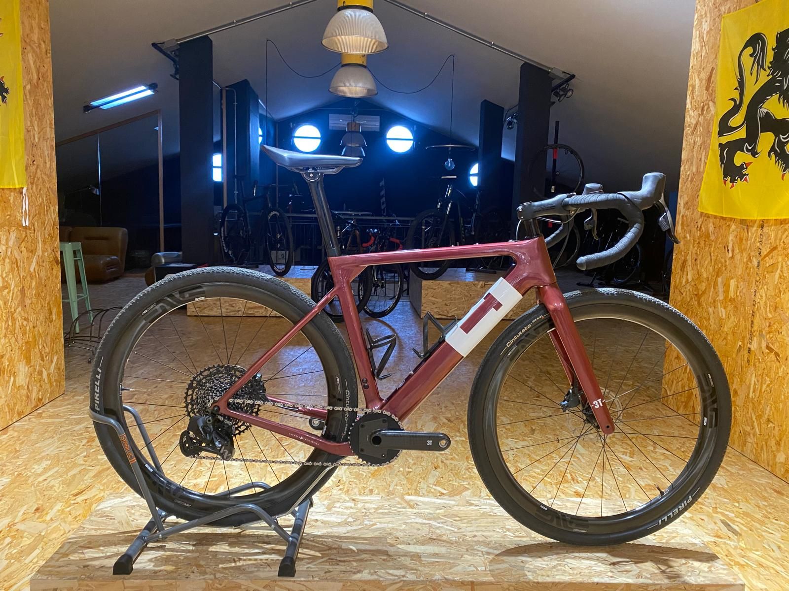 3t Discus Mozzi Carbon Ti Boost DISCUS PLUS I28 LTD – 3T Bike