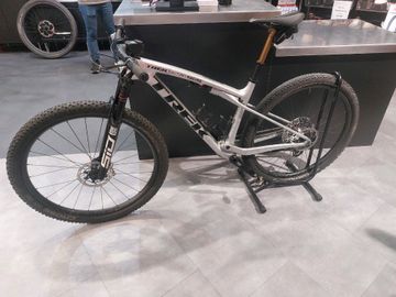 Brugt Trek Supercaliber SRAM XX SL Eagle AXS (T-Type) 2024 Mountainbike — billede 14 af 14