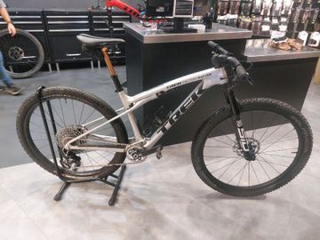 Brugt Trek Supercaliber SRAM XX SL Eagle AXS (T-Type) 2024 Mountainbike — billede 1 af 14