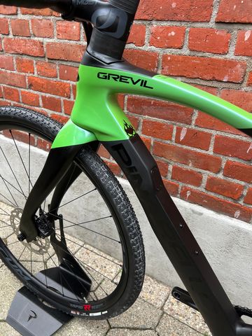 Used Pinarello NEW! Pinarello Grevil F Carbon / Shimano GRX 11x1/Size 50/Fulcrum Red 2024 Road & Gravel, Black — image 15 of 16