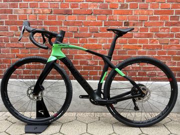 Used Pinarello NEW! Pinarello Grevil F Carbon / Shimano GRX 11x1/Size 50/Fulcrum Red 2024 Road & Gravel, Black — image 12 of 16