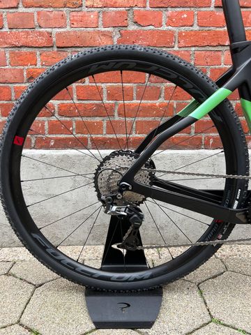 Used Pinarello NEW! Pinarello Grevil F Carbon / Shimano GRX 11x1/Size 50/Fulcrum Red 2024 Road & Gravel, Black — image 2 of 16