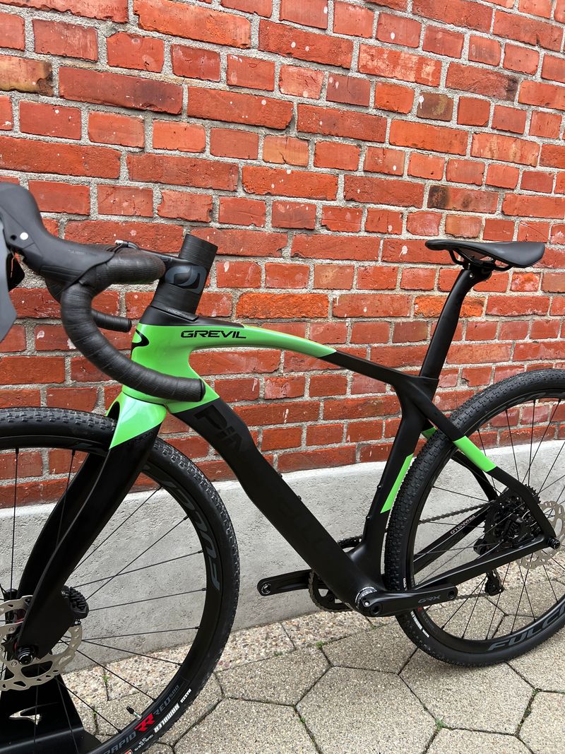 Used Pinarello NEW! Pinarello Grevil F Carbon / Shimano GRX 11x1/Size 50/Fulcrum Red 2024 Road & Gravel, Black — image 13 of 16