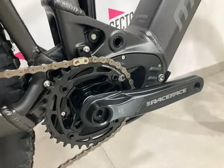 Mondraker CRAFTY R T- S SILVER/RED/GRAY 2024 Mountainbike usato, Nero — immagine 2 di 6