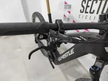 Used Whistle 22 B-RUSH C7.2 12V BLK/SLV 44 22IK 2023 Mountainbike, Black — image 3 of 6
