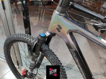 Lee Cougan CROSSFIRE 428 XT NEBULA M 2023 Mountainbike usato, Nero — immagine 6 di 6