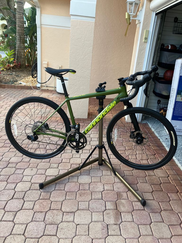 Cannondale Slate 105 used in 49 cm buycycle