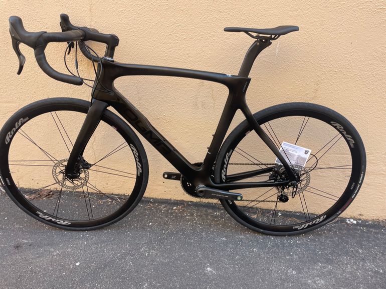 Used Pinarello F10 2020 Road & Gravel, Black — image 2 of 9
