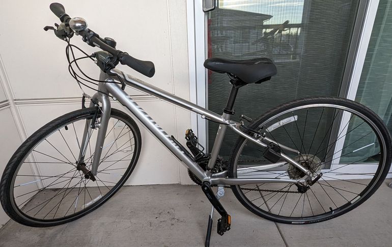 Used Specialized Vita XS 2014 Mountainbike, Light Gray — image 1 of 7