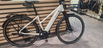 Used Riese & Müller Roadster Mixte vario 2024 2024 Urban, White — image 1 of 6