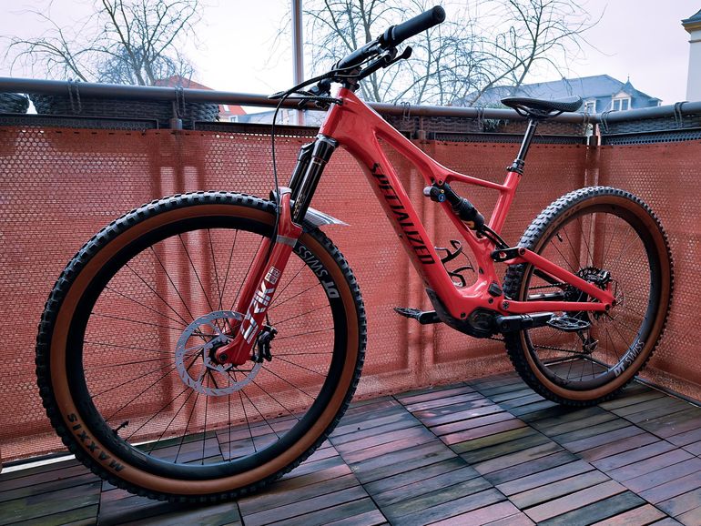 Used Specialized comp carbon 2022 Mountainbike, Red — image 2 of 11