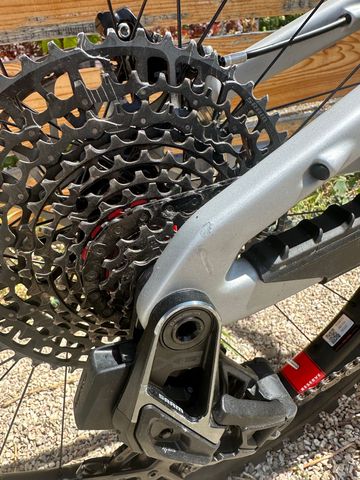 Santa Cruz Heckler Sram Eagle Transmission X0 2024 Mountainbike usato, Grigio chiaro — immagine 12 di 15