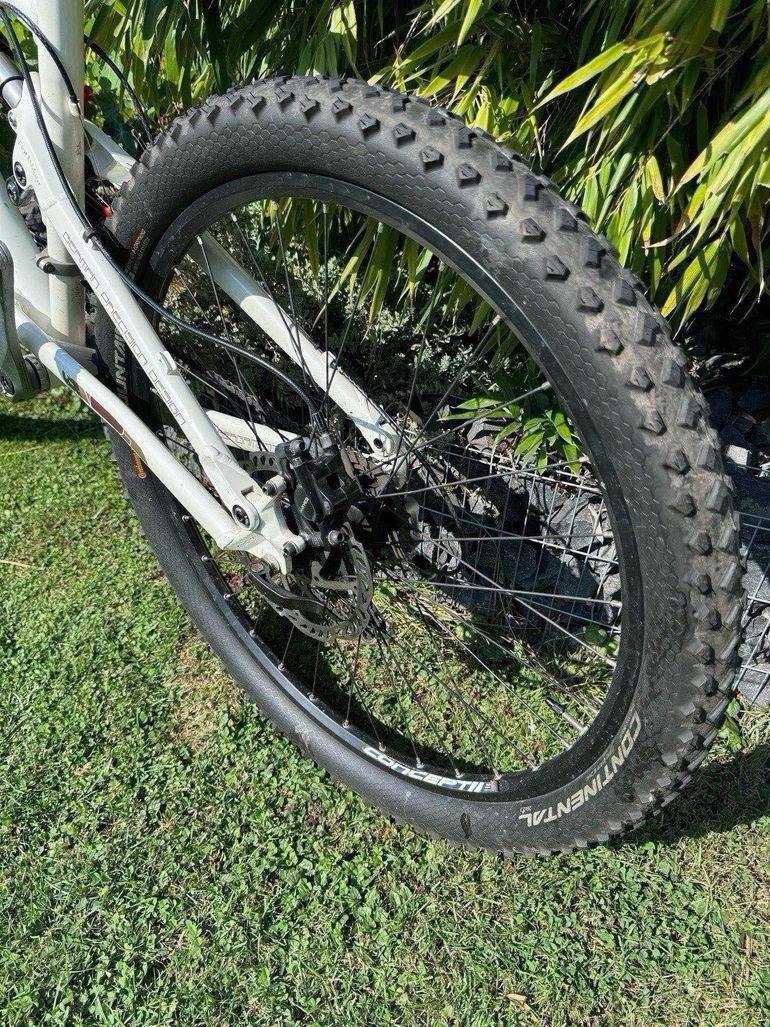 Used Bergamont Threesome 6.7 2008 Mountainbike, Weiß — image 7 of 7