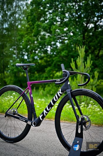 Factor O2 Frameset 2024 Road & Gravel de segunda mano, Negro — imagen 2 de 10