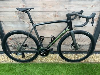 Used Trek SLR 6 Project One 2024 Road & Gravel — image 1 of 10
