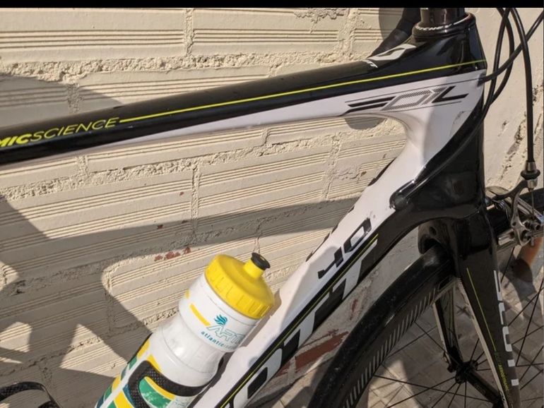 Tweedehands Scott Foil 30 2017 2017 Road & Gravel — afbeelding 2 van 5