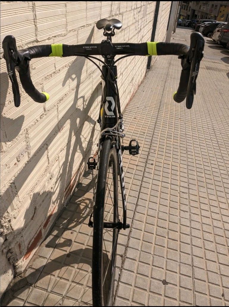 Tweedehands Scott Foil 30 2017 2017 Road & Gravel — afbeelding 4 van 5