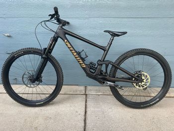 Used Specialized Enduro Comp 2024 2024 Mountainbike, Black, 29 — image 2 of 14