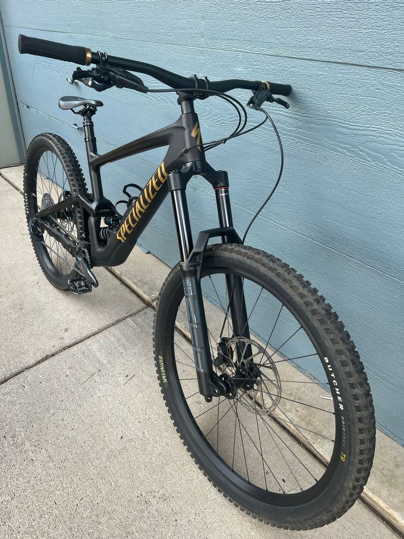 Used Specialized Enduro Comp 2024 2024 Mountainbike, Black, 29 — image 4 of 14