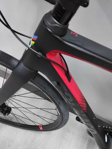 Colnago V3 Disc 105 2024 Road & Gravel d'occasion — image 4 sur 6