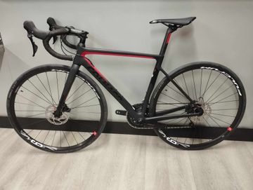 Colnago V3 Disc 105 2024 Road & Gravel d'occasion — image 2 sur 6