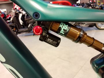 Used Orbea RISE M10 2021 Mountainbike, Green — image 5 of 7