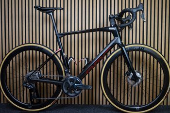 BMC Roadmachine 01 FOUR 2019 2019 Road & Gravel de segunda mano