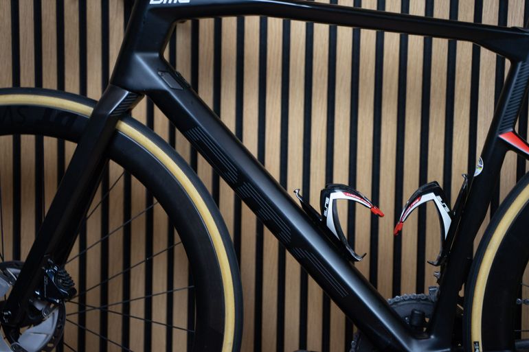 Gebrauchtes BMC Roadmachine 01 FOUR 2019 2019 Road & Gravel, Schwarz — Bild 10 von 13