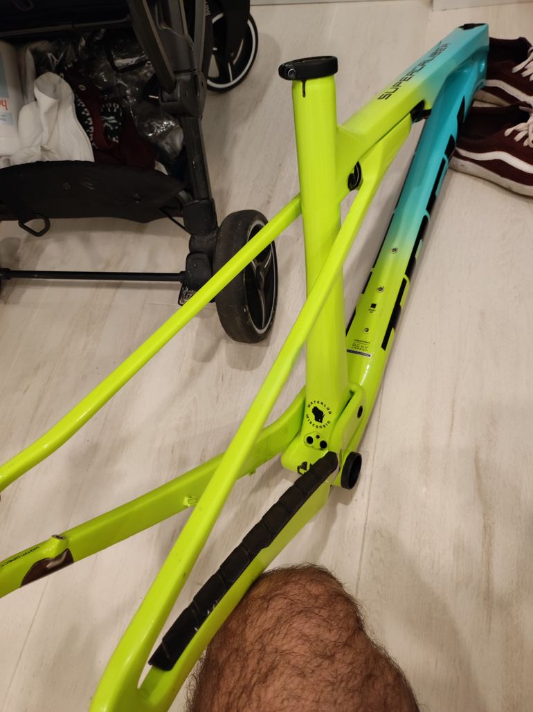 Used Trek Supercaliber Frameset 2020 Mountainbike, Green — image 13 of 13