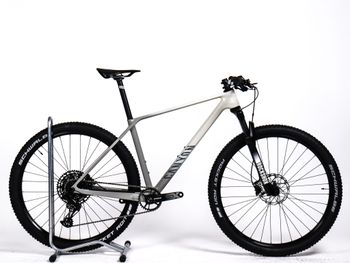 Used Canyon Exceed CF 4 2023 Mountainbike — image 1 of 9