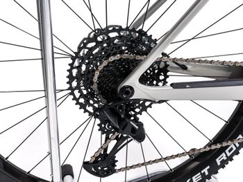 Used Canyon Exceed CF 4 2023 Mountainbike — image 3 of 9