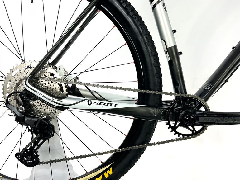 Used Scott Scale 2011 Mountainbike — image 2 of 11