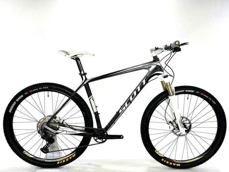 Used Scott Scale 2011 Mountainbike — image 1 of 11