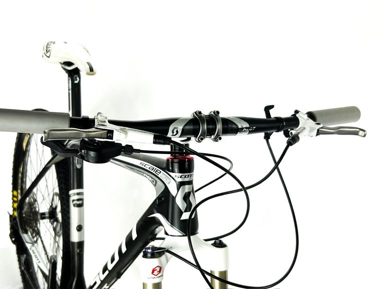 Used Scott Scale 2011 Mountainbike — image 4 of 11