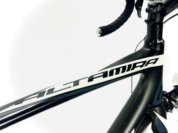 Used Fuji Altamira 2.0 2012 Road & Gravel, Black — image 10 of 11