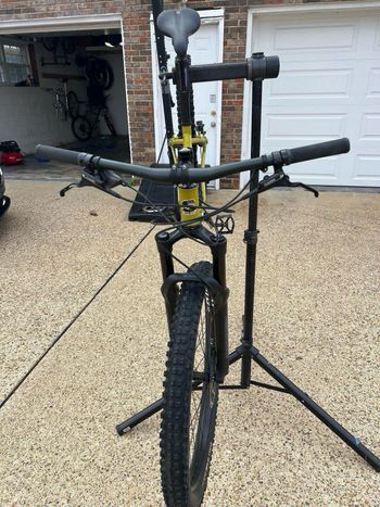 Used Surly Krampus 2024 2024 Mountainbike, Black, 29 — image 2 of 9
