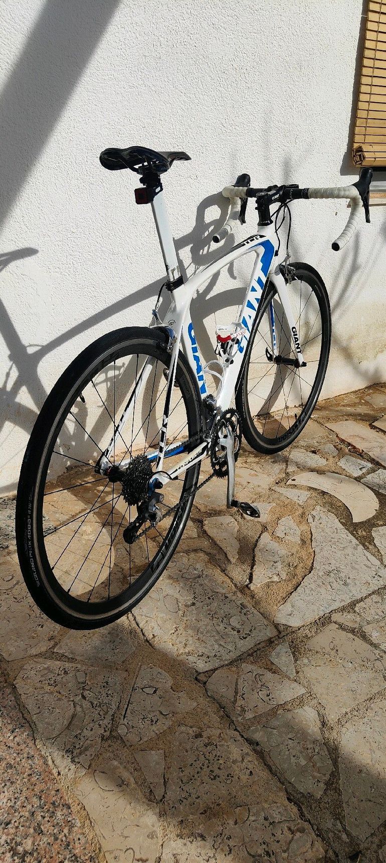 Used Giant TCR Composite 2 2013 2013 Road & Gravel, White — image 7 of 10