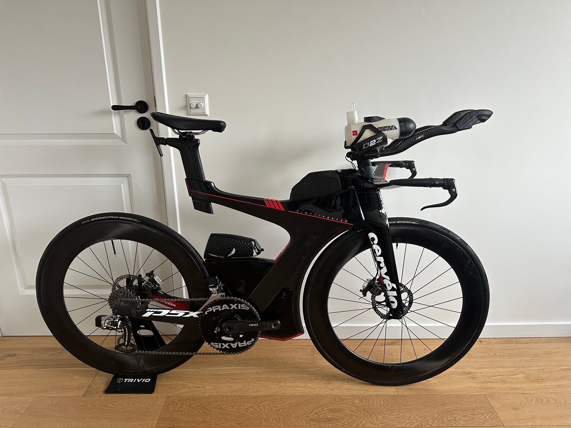 Cervelo p5x eTap used in L buycycle