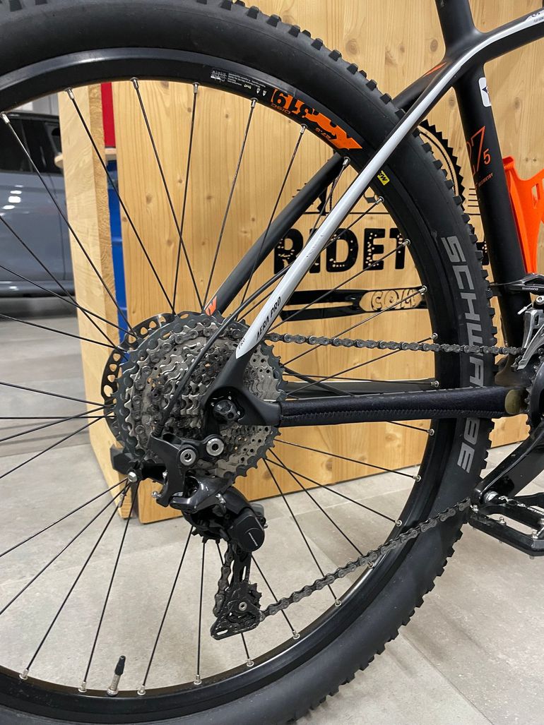 Used KTM aera pro 2015 Mountainbike, Negro — image 4 of 7