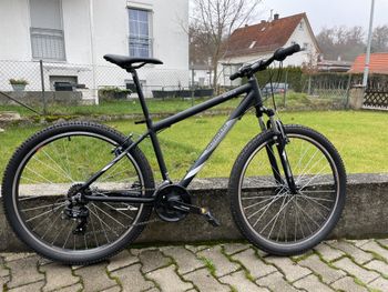 Used Serious Rockville 2021 Mountainbike, Nero — image 1 of 4