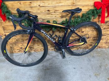Used Specialized Amira SL4 Expert 2016 2016 Road & Gravel, Black — image 3 of 7