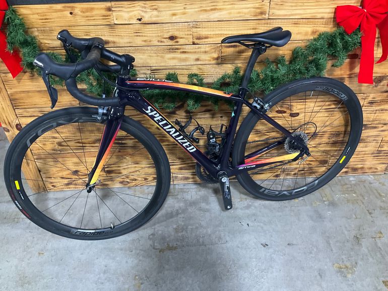 Used Specialized Amira SL4 Expert 2016 2016 Road & Gravel, Black — image 3 of 7