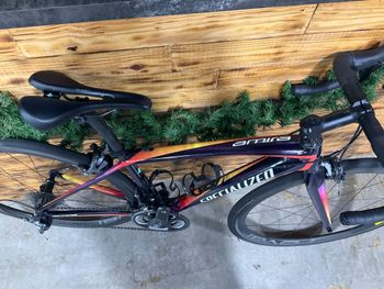 Used Specialized Amira SL4 Expert 2016 2016 Road & Gravel, Black — image 7 of 7
