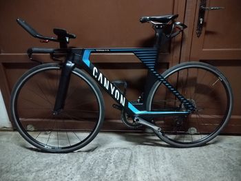 Used Canyon Speedmax CF SLX 8.0 2019 2019 Road & Gravel — image 10 of 17