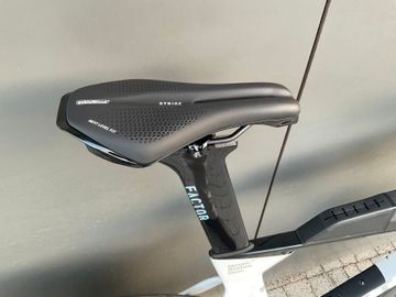 Brugt Factor SLiCK - SRAM Red w/ Power Meter 2024 2024 Road & Gravel — billede 21 af 24